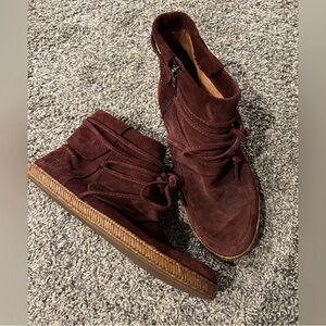 UGG Australia Maroon Ankle Moccasin Boot